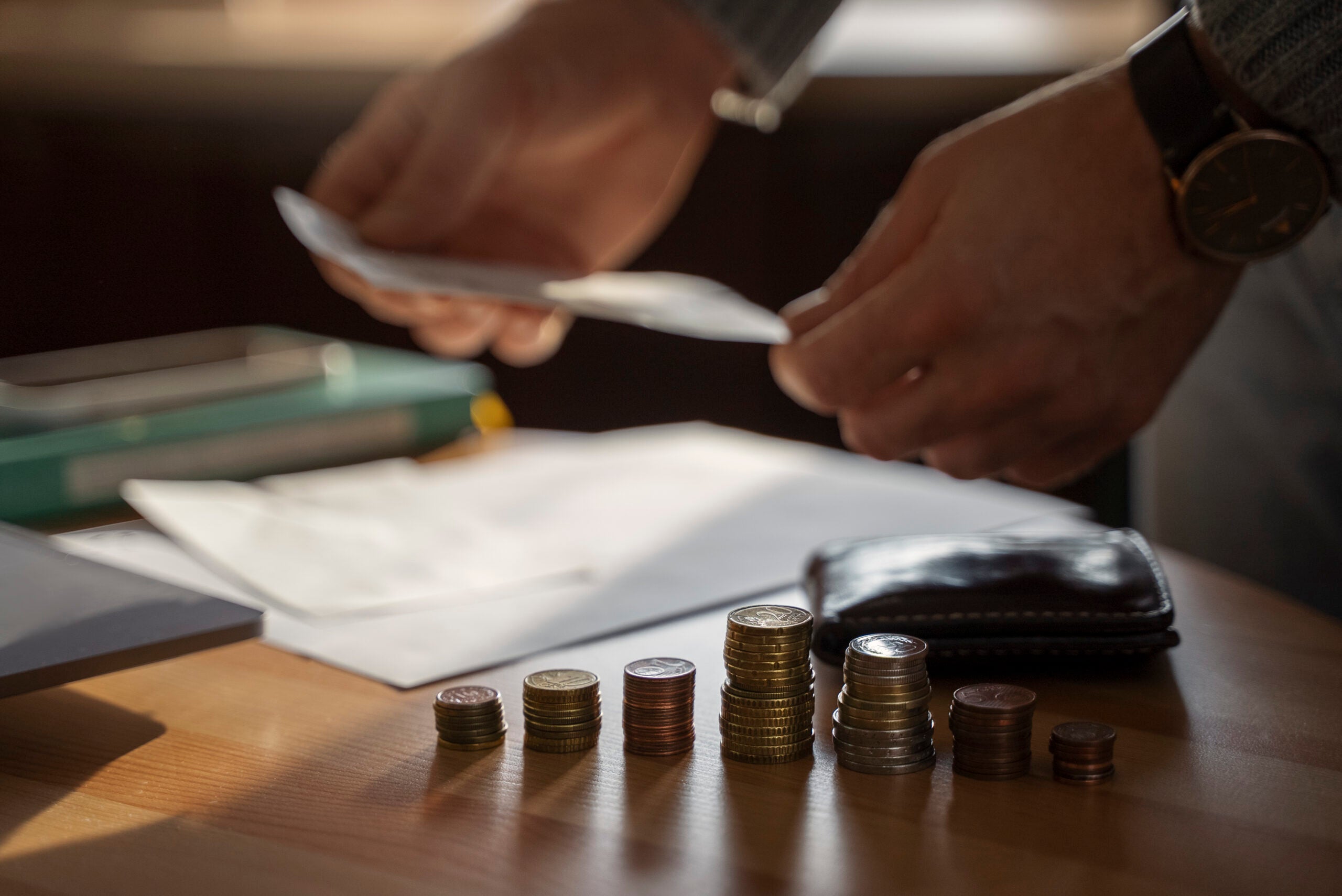 Entenda como funciona a substituição tributária PIS e COFINS e saiba como manter sua empresa em conformidade tributária.